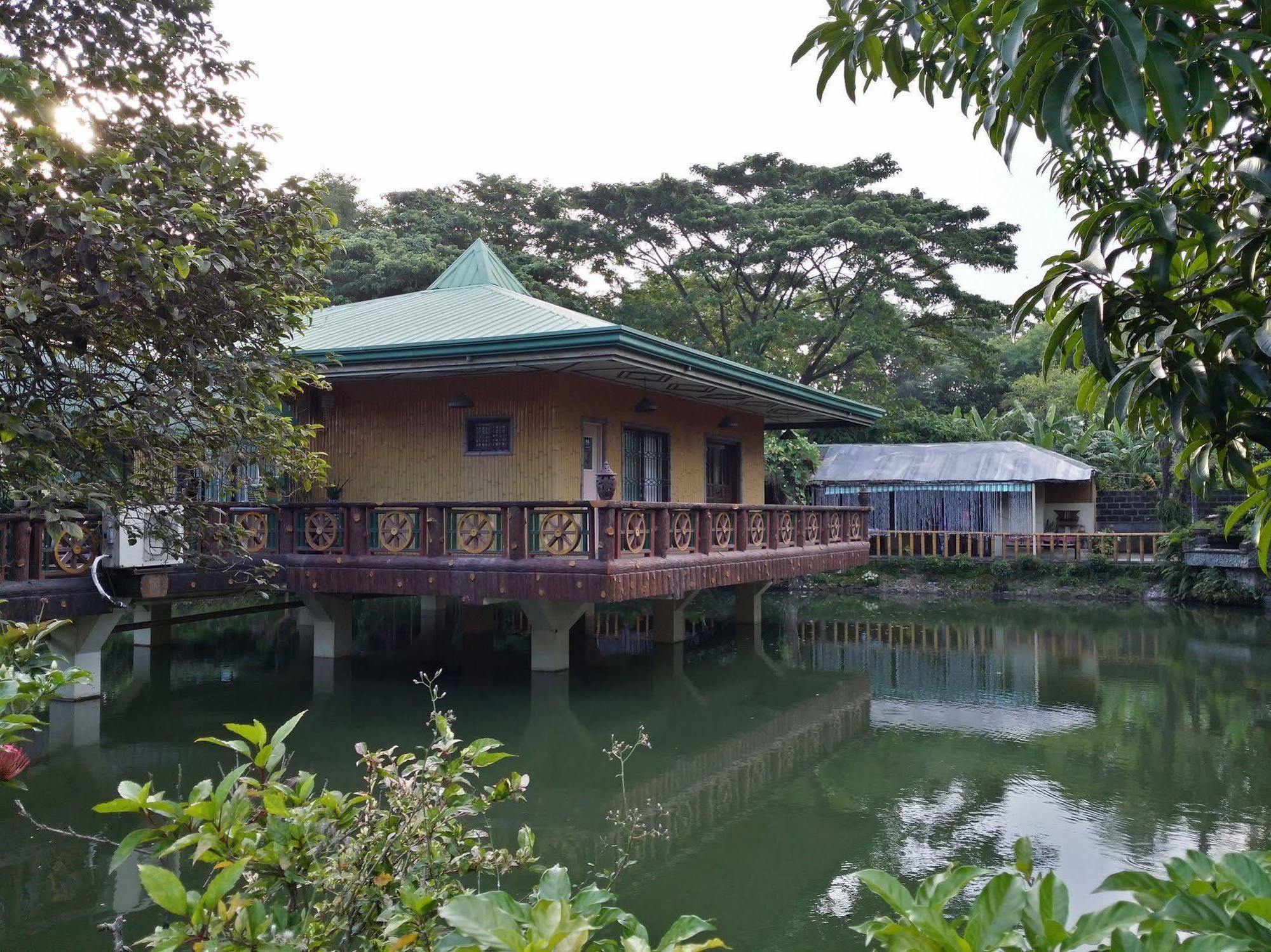 Villa Del Carmen Resort And Restaurant Bulacan Exterior foto